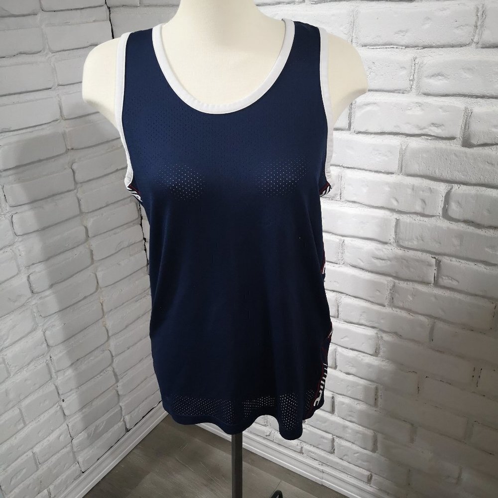American Eagle Outfitters Ladies Size Medium Flex Straight Fit Tank Top